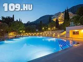 Astarea hotel Dubrovnik, 2 ágyas szobában félpanzióval 20 730 Ft-tól