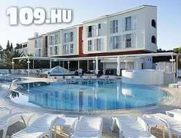 Marko Polo hotel Korcula sziget, 2 ágyas szobában félpanzióval 17 930 Ft-tól